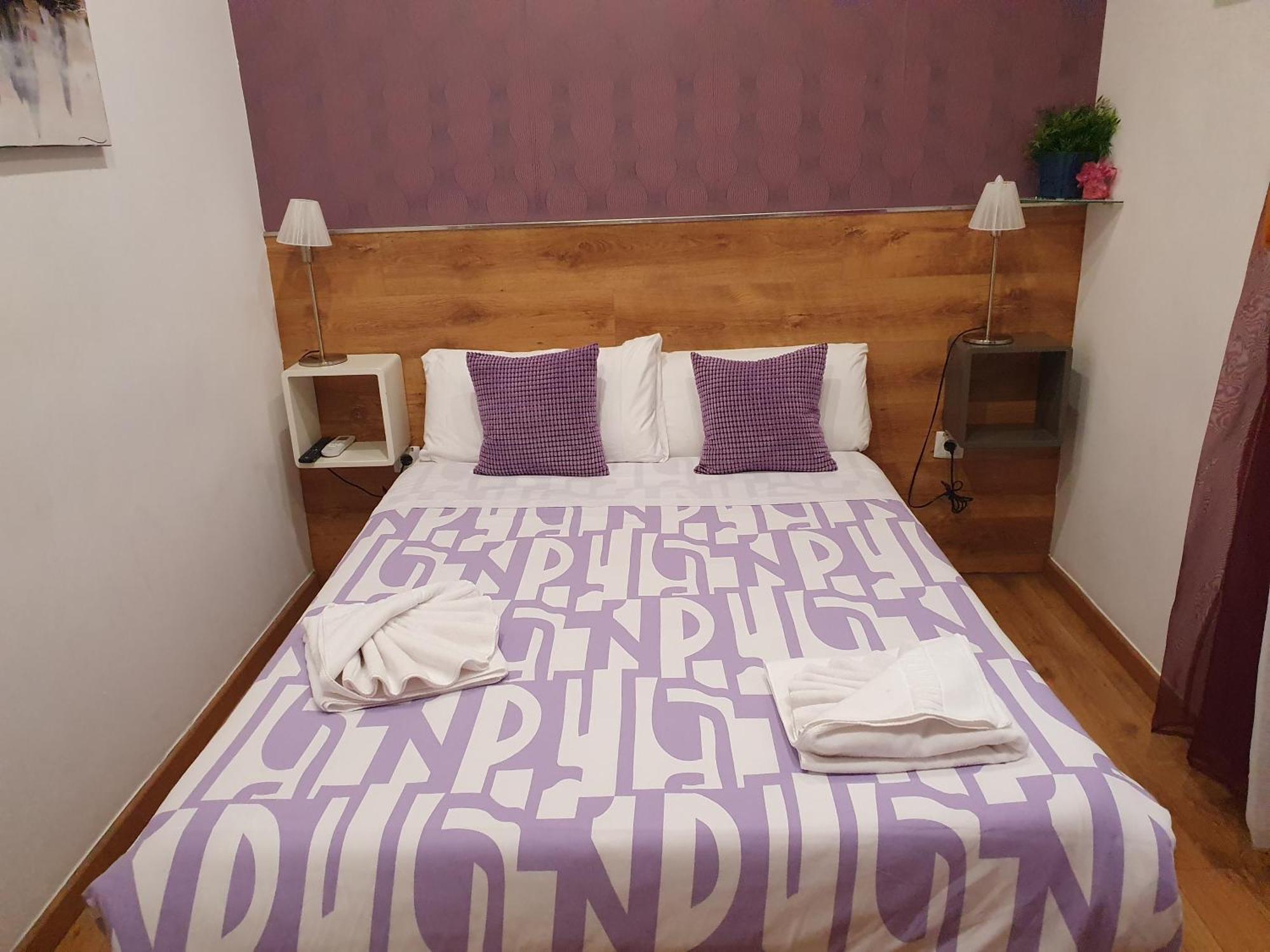 Hostal Abel Victoriano Madrid Luaran gambar