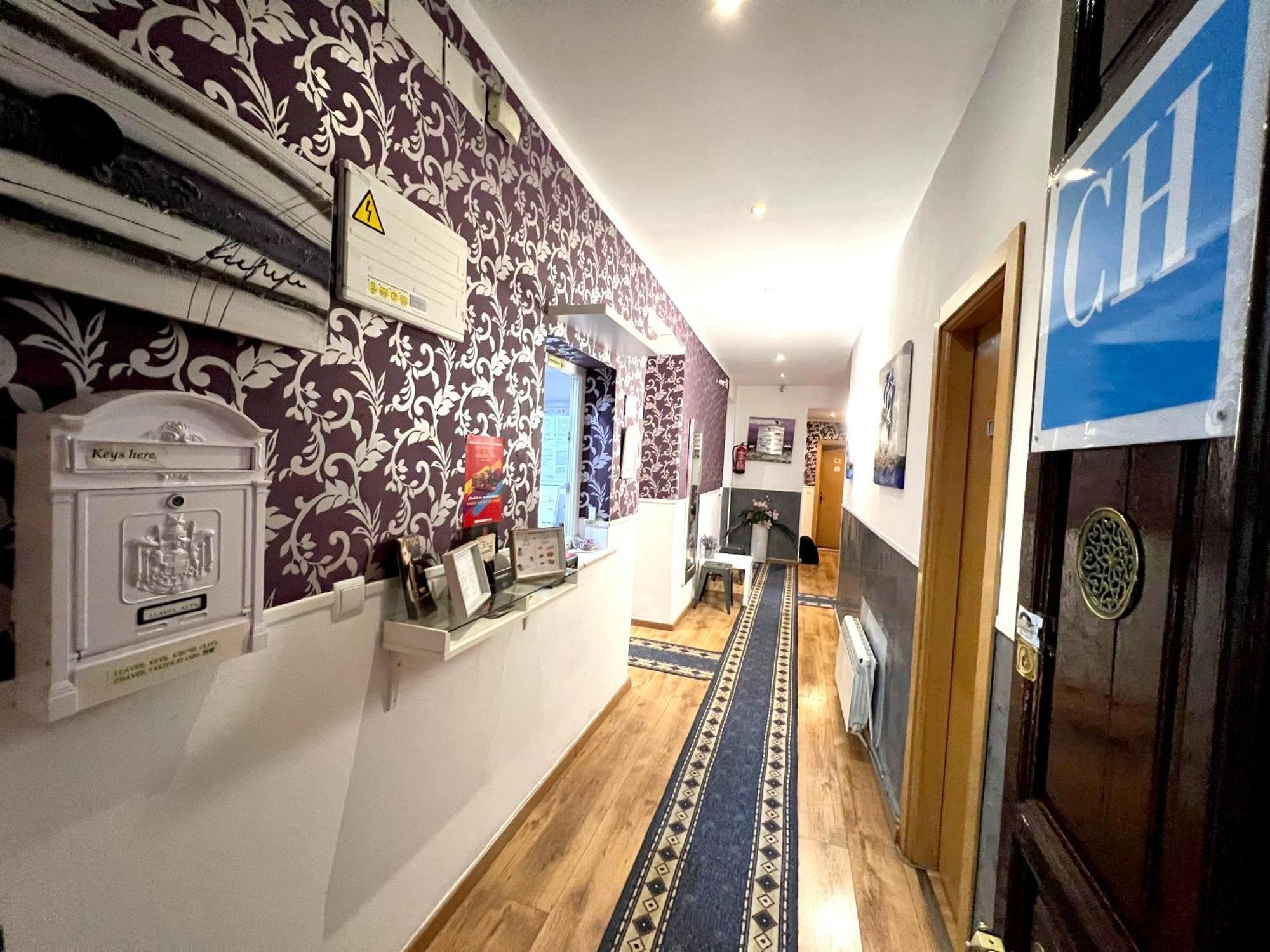 Hostal Abel Victoriano Madrid Luaran gambar