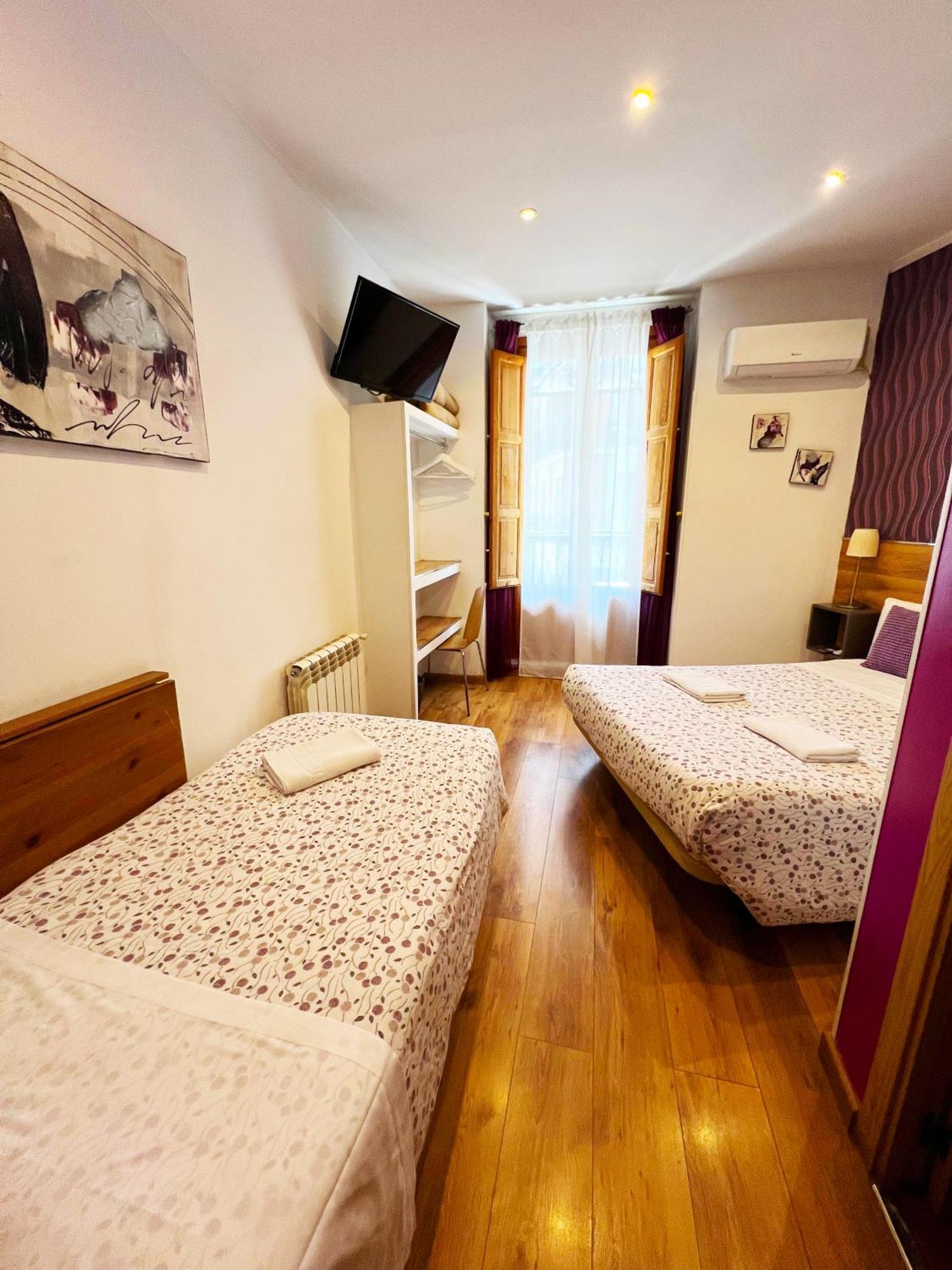 Hostal Abel Victoriano Madrid Luaran gambar