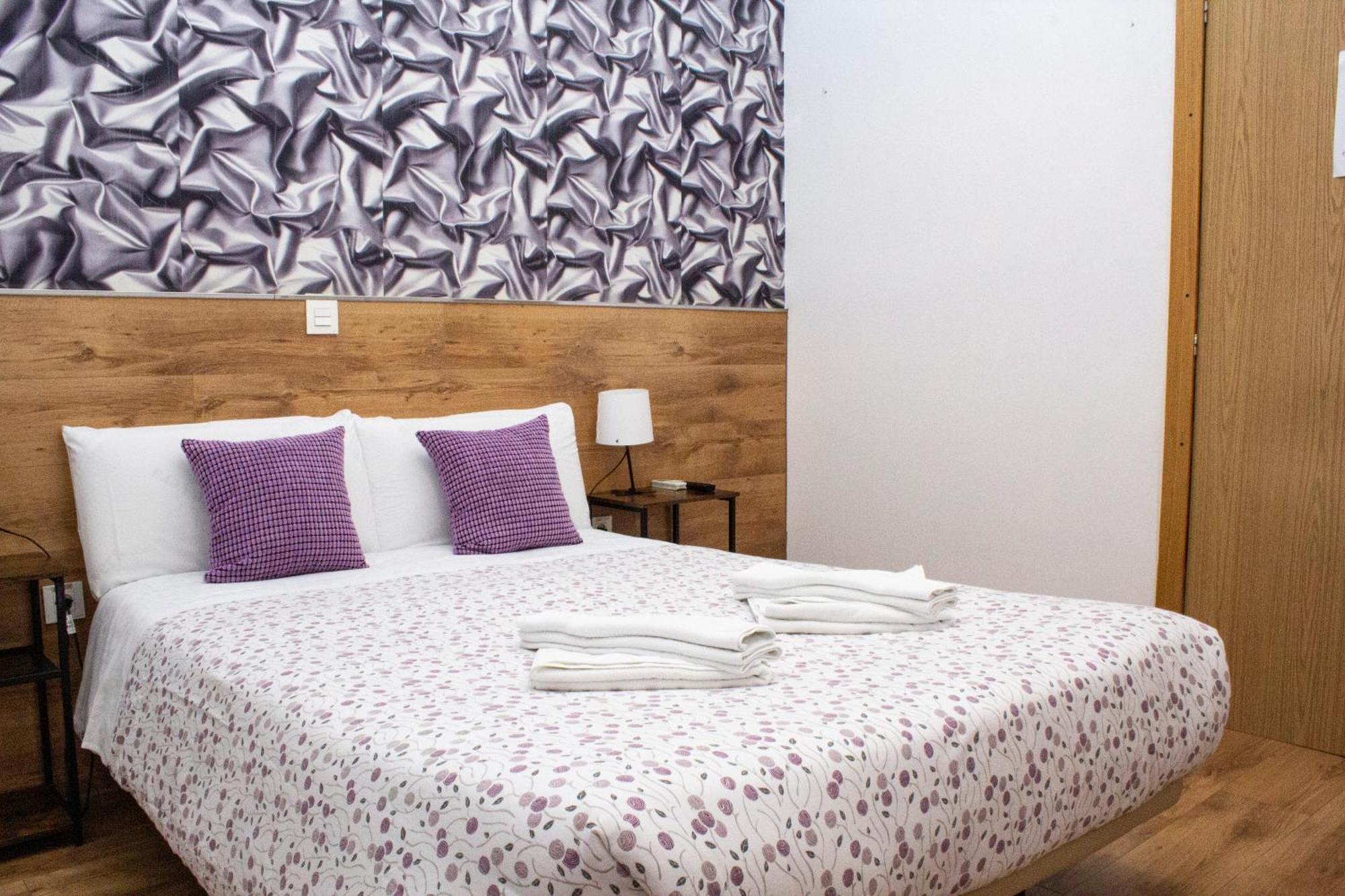 Hostal Abel Victoriano Madrid Luaran gambar
