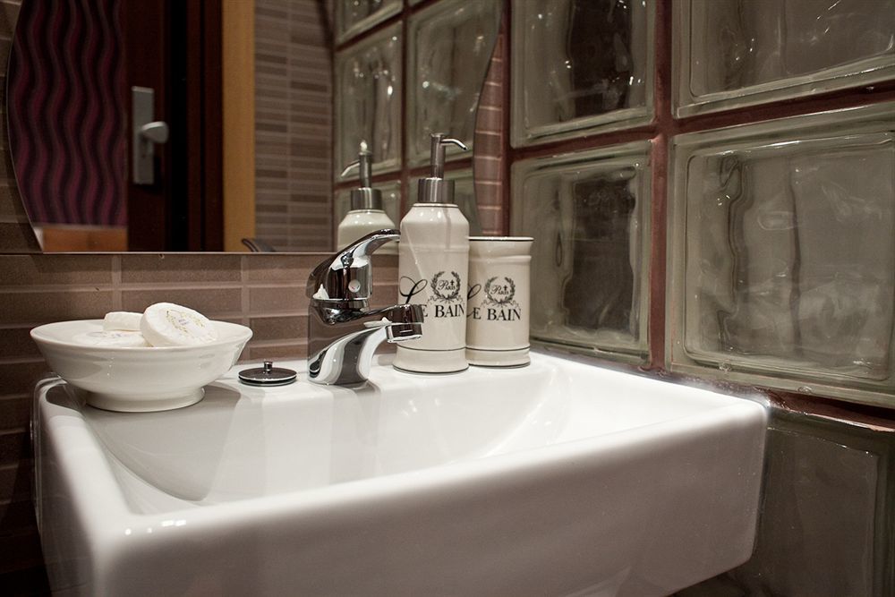 Hostal Abel Victoriano Madrid Luaran gambar